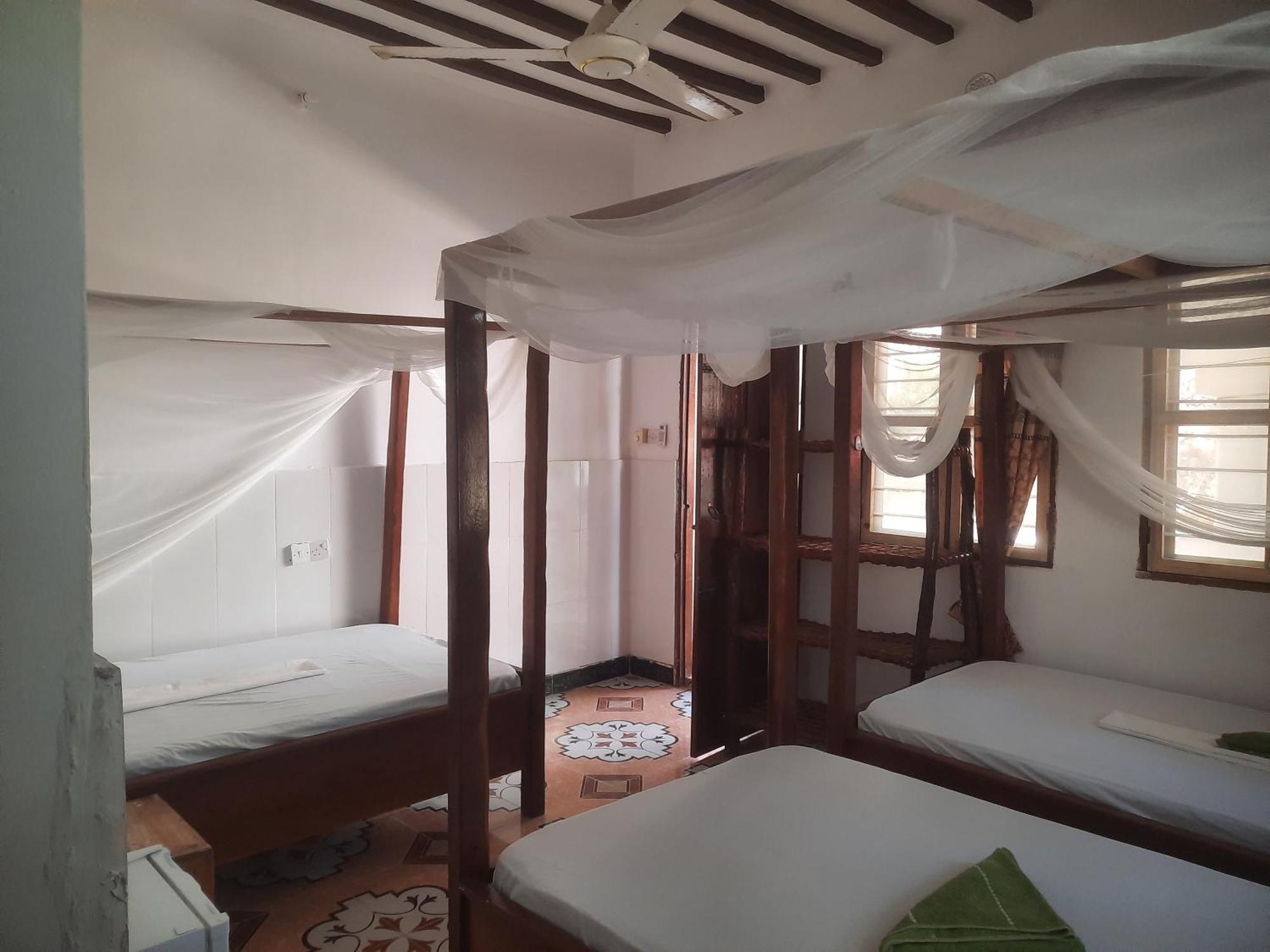 Ames Nungwi Bed & Breakfast Екстериор снимка
